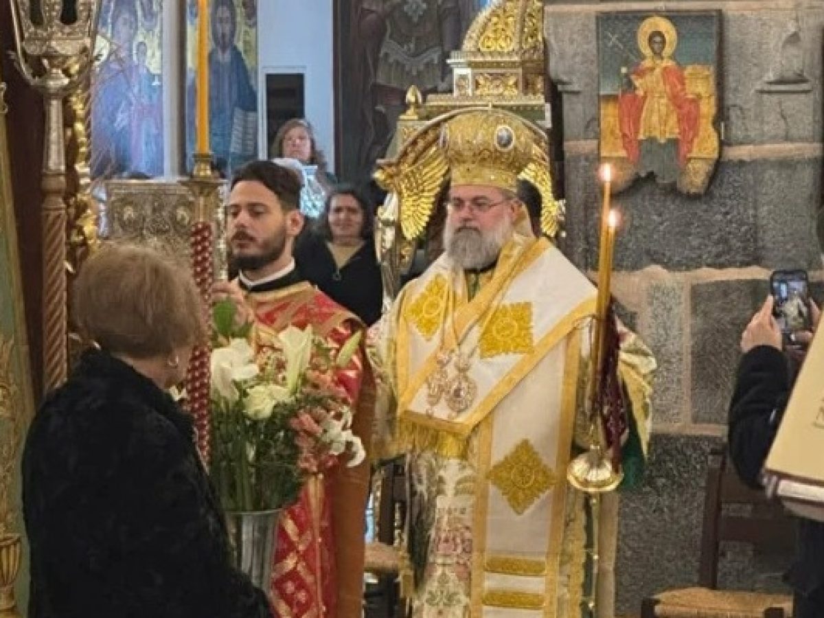 Σε κλίμα συγκίνησης η Θεία Λειτουργία του Μητροπολίτη Τίτου στον Ιερό Ναό Ευαγγελίστριας Μοχού