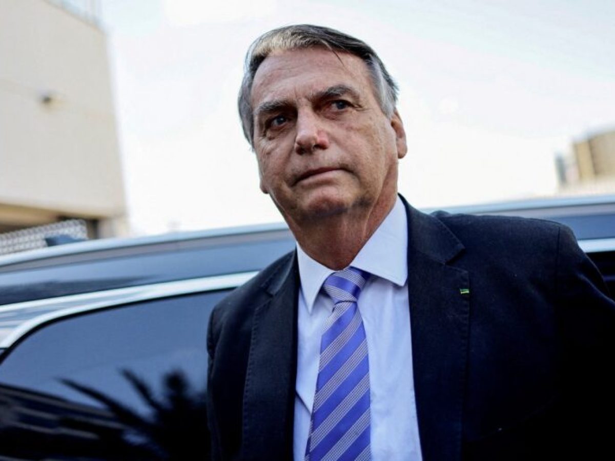 Σε μονάδα εντατικής θεραπείας ο πρώην πρόεδρος της Βραζιλίας Ζαΐχ Μπολσονάρου