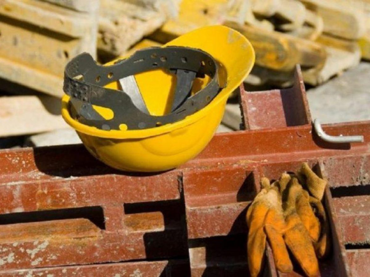 Σε σύσκεψη καλεί το Εργατικό κέντρο Λάρισας