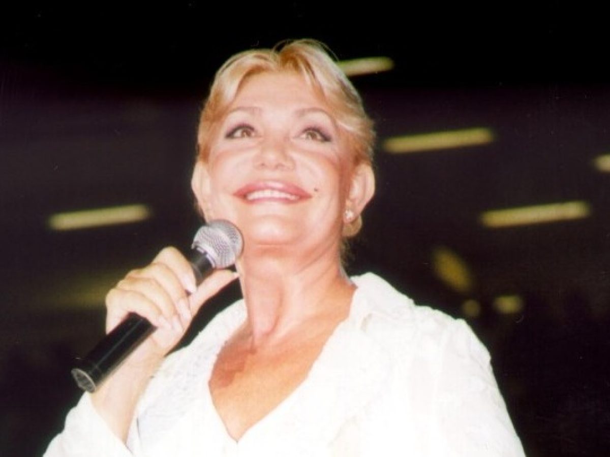 Σίγησε η φωνή της Μαρινέλλας