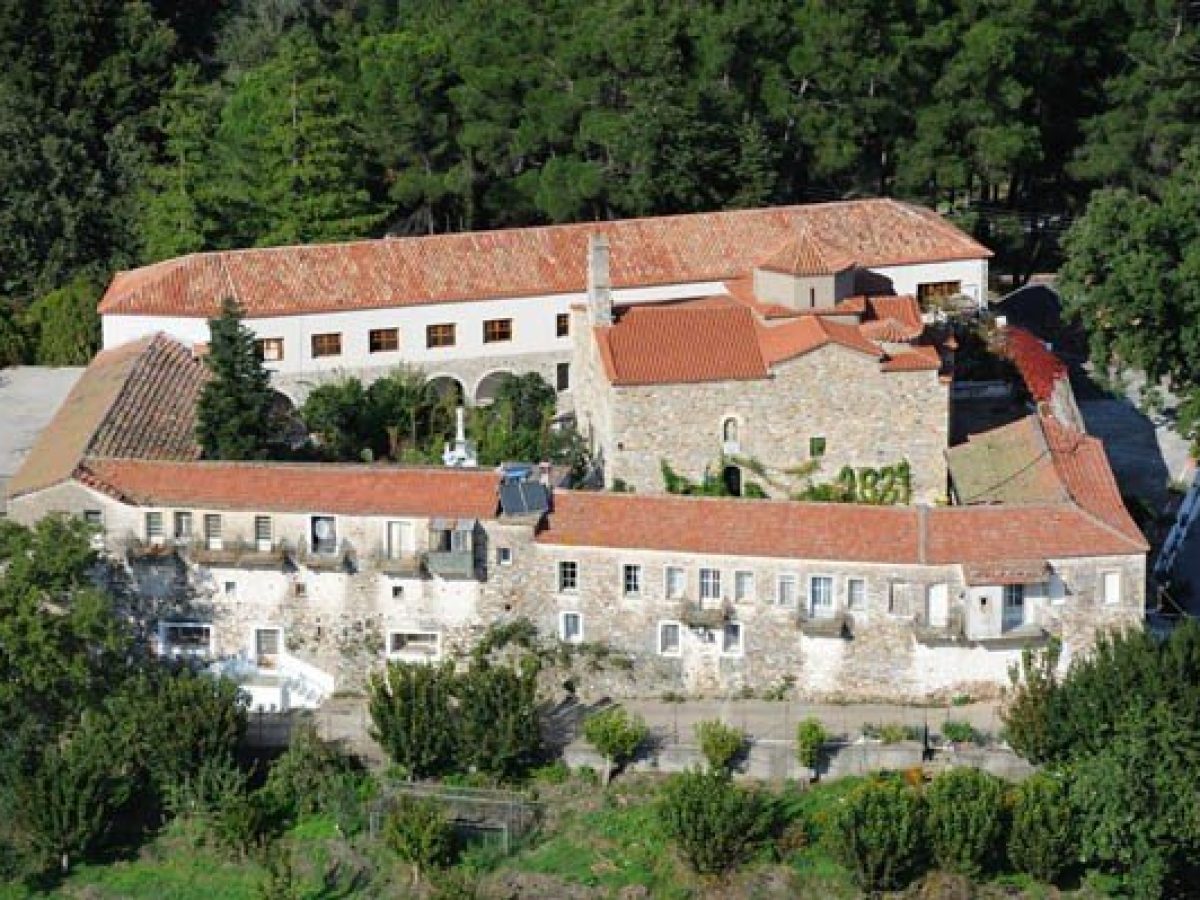 Σύλλογος “Η Αλληλεγγύη”: Παρακολούθηση των Δ’ Χαιρετισμών στη μονή Παναγίας Φανερωμένης στο Χιλιομόδι