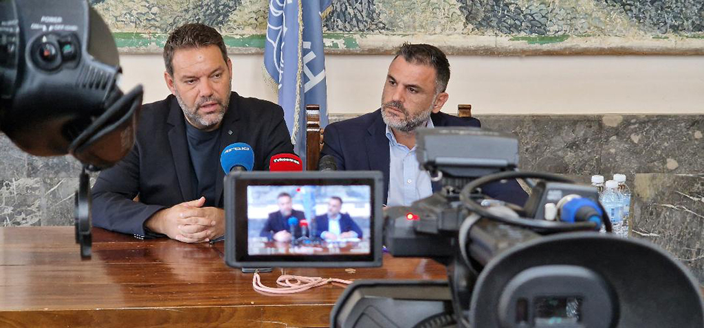 simplegmata-fiasko-geliopiisi-to-politiko