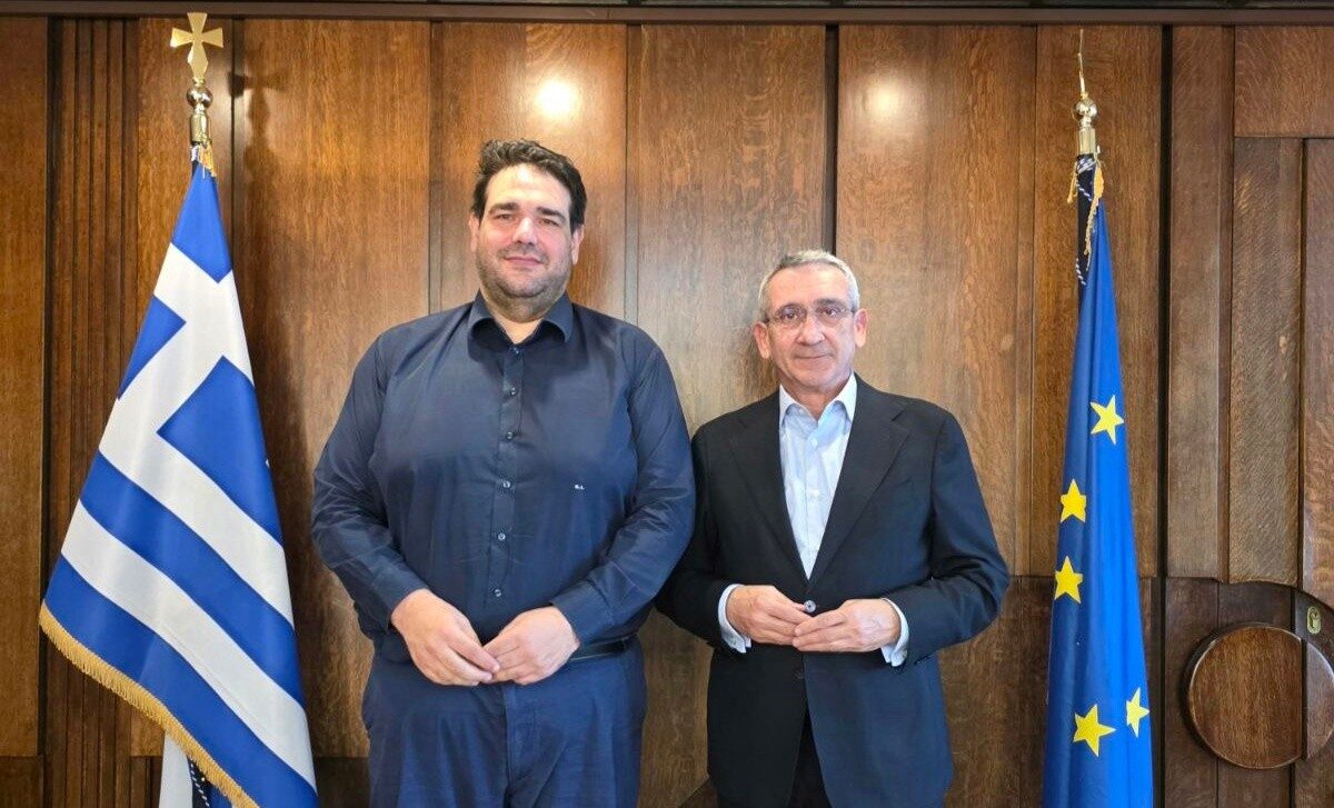 sinantisi-chatzimarkou-–-livaniou-sto-1