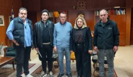 sinantisi-chrisas-ntinti-me-eve