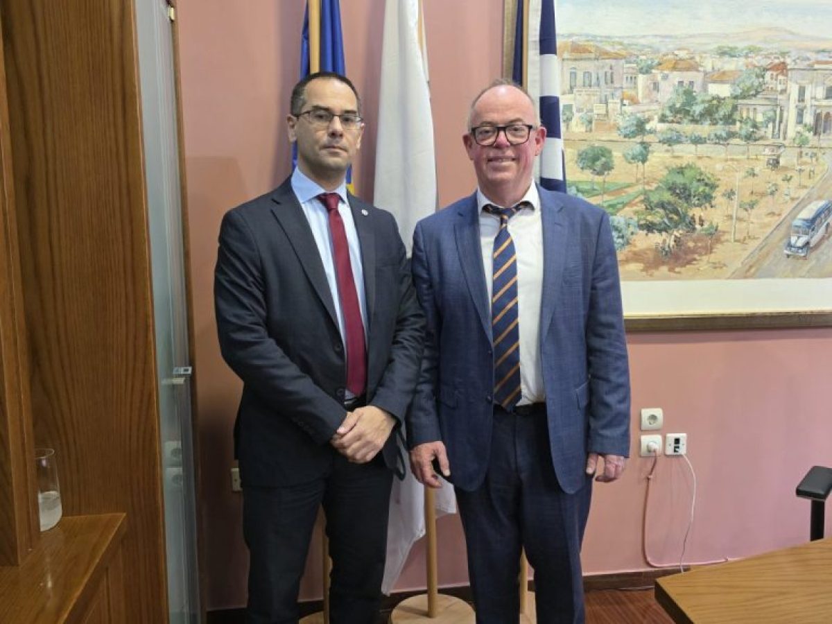 Συνάντηση Γεωργίου Ρούντα με τον πρόεδρο του Επιμελητηρίου Λάρισας κ. Χρήστο Γιακουβή