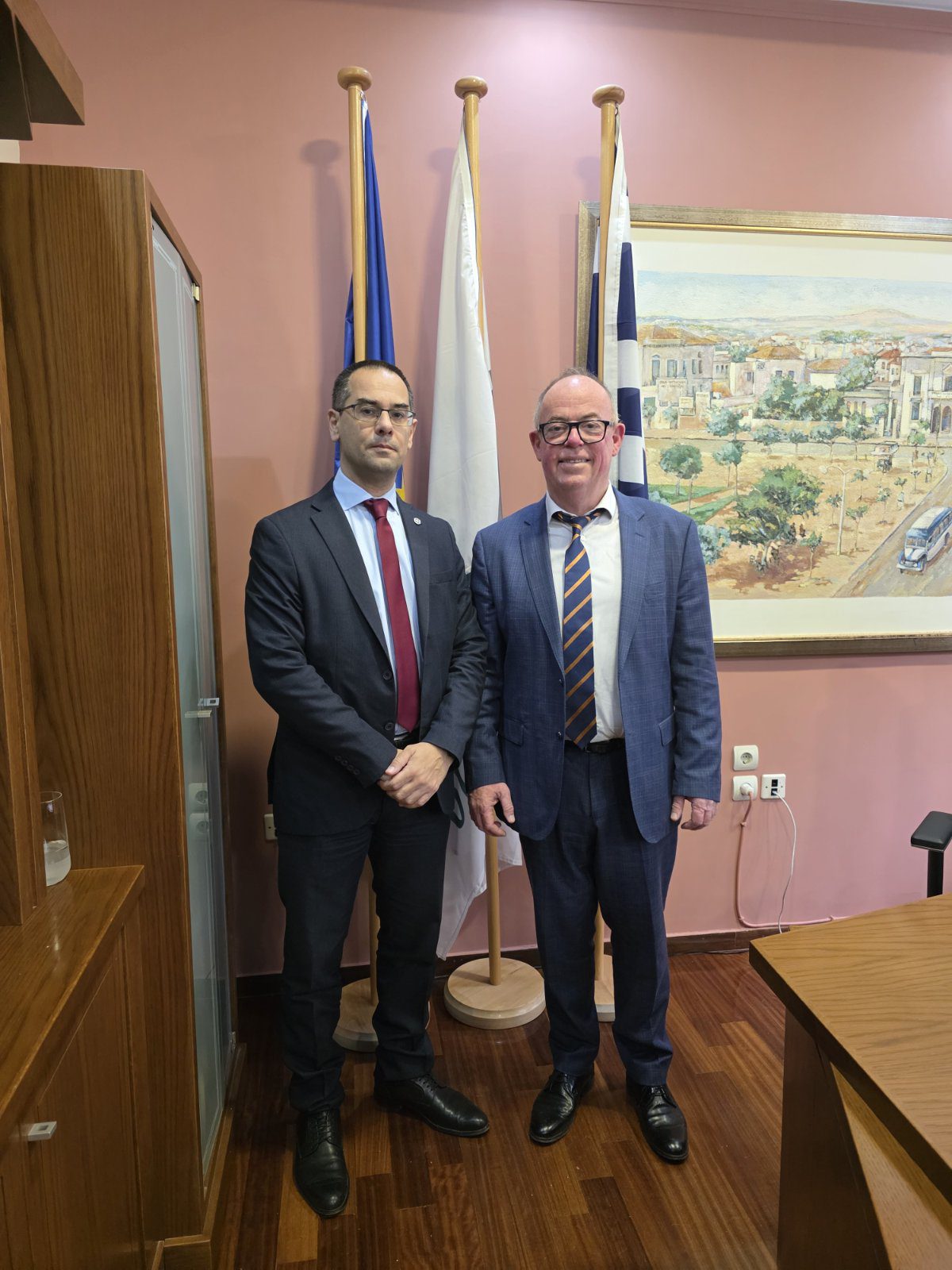 sinantisi-georgiou-rounta-me-ton
