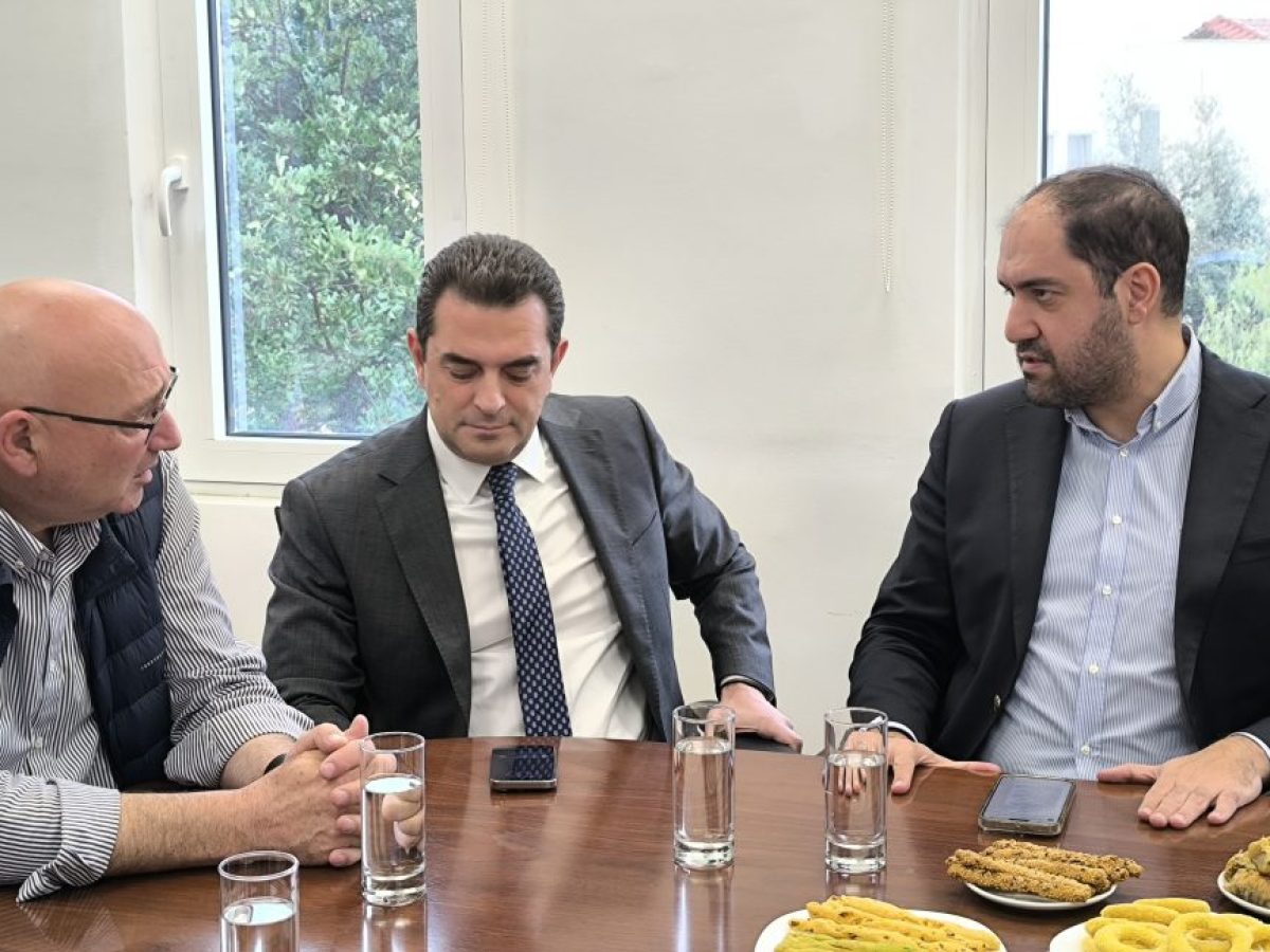 Συνάντηση κλιμακίου της ΝΔ με τον Πρύτανη του Πανεπιστημίου Κρήτης – Στο επίκεντρο φοιτητικές κατοικίες και ανέγερση του νέου Νοσοκομείου