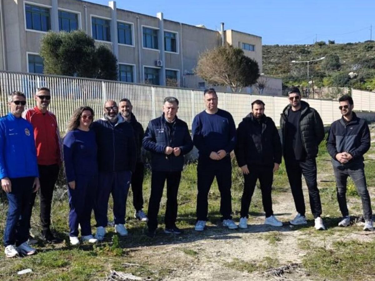 Συνάντηση με τον ανάδοχο για την εκκίνηση των εργασιών των θόλων σε Κέφαλο και Ζηπάρι