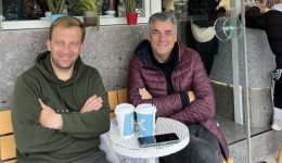 sinantisi-orinon-proedron-me-politika