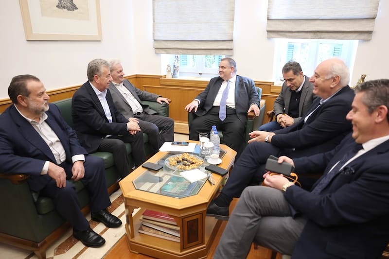 sinantisi-periferiarchi-kritis-ke-dimarchon-me