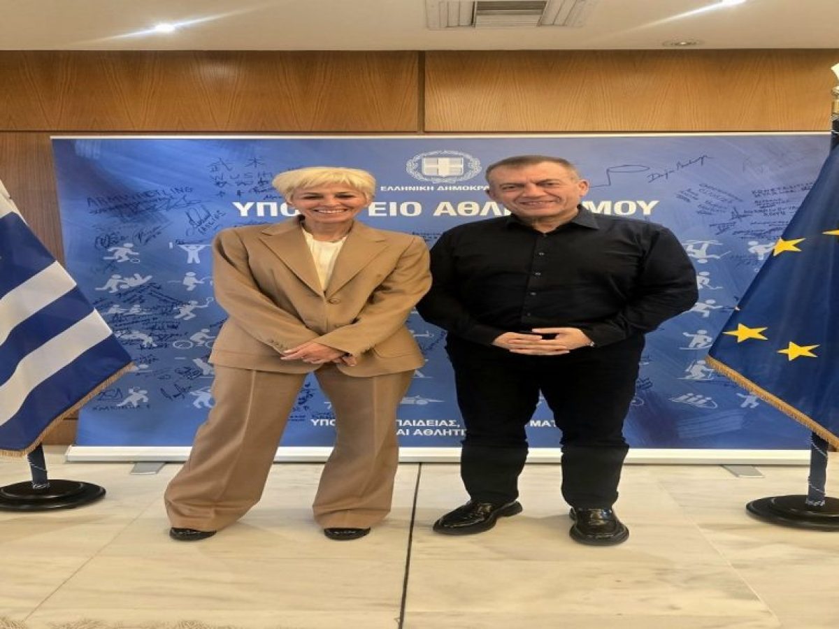 Συνάντηση της Έλενα Μπουζαλά  με τον Υπουργό Αθλητισμού Γιάννη Βρούτση