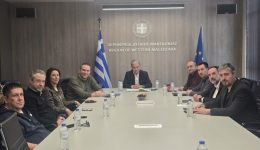 sinantisi-tis-periferias-me-emporikous