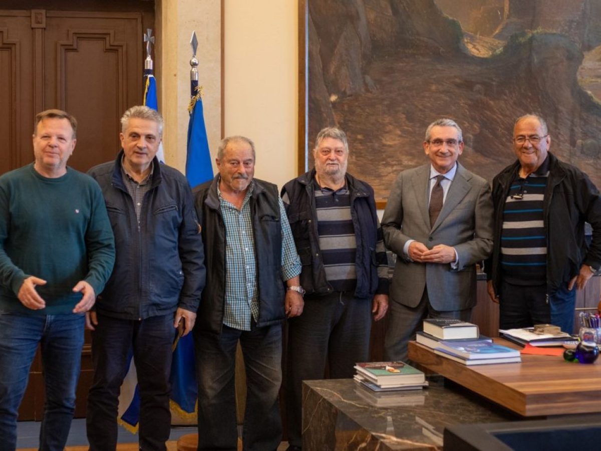 Συνάντηση του Περιφερειάρχη Νοτίου Αιγαίου Γιώργου Χατζημάρκου με το Τοπικό Συμβούλιο Καλάθου Ρόδου