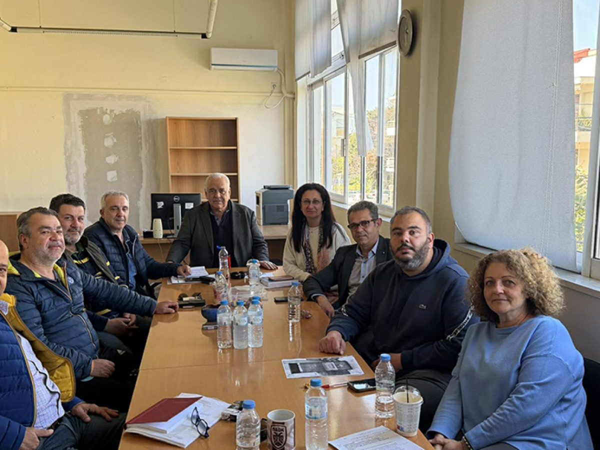 Συνάντηση  του Σωματείου Επιχειρηματιών Επαγγελματιών Μεσαιωνικής Πόλης   με τον Αντιδήμαρχο Κυκλικής Οικονομίας και τη Διεύθυνση Καθαριότητας