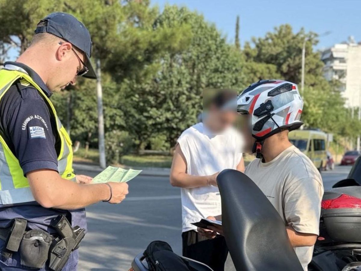 Συνεχίζονται οι τροχονομικοί έλεγχοι για τη  «Μηδενική ανοχή στη μη χρήση κράνους»,  σε περιοχές της Δυτικής Μακεδονίας