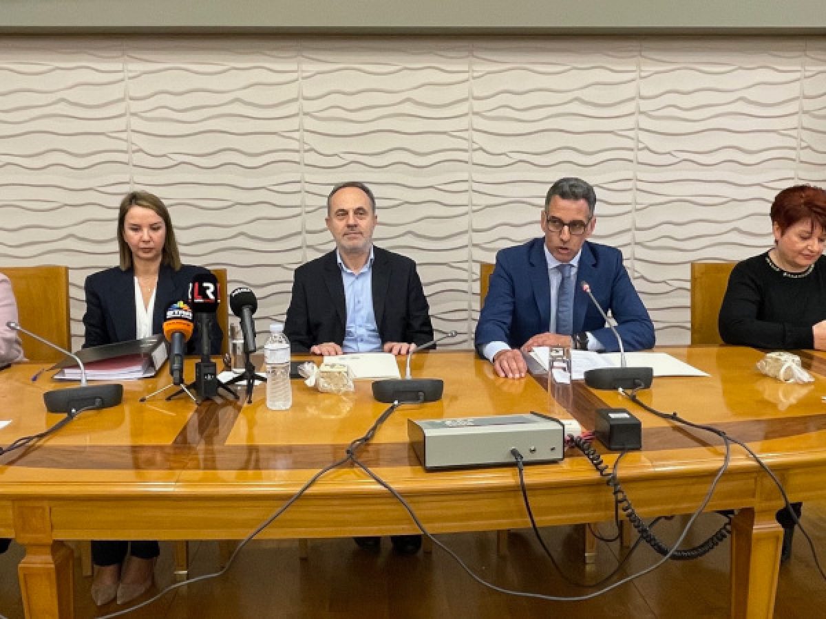 Συνεδριάζει το Δημοτικό Συμβούλιο Λαμιέων με 13 θέματα