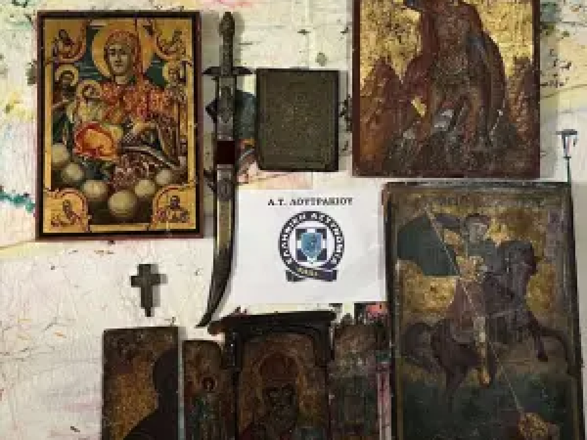 Συνελήφθη 68χρονη στο Λουτράκι για κατοχή και πώληση αρχαιοτήτων