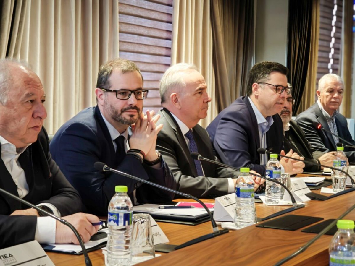 Συζήτηση Κυβερνητικού κλιμακίου με την ΠΕΔ Δυτικής Μακεδονίας