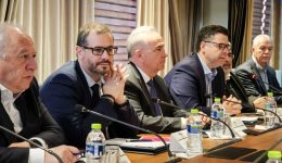 sizitisi-kivernitikou-klimakiou-me-tin
