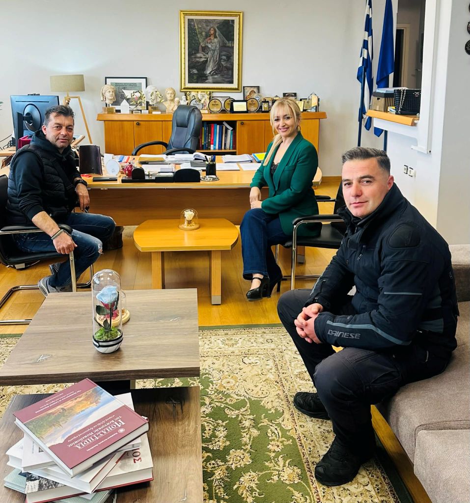 sofia-mavridou-panta-sto-plevro