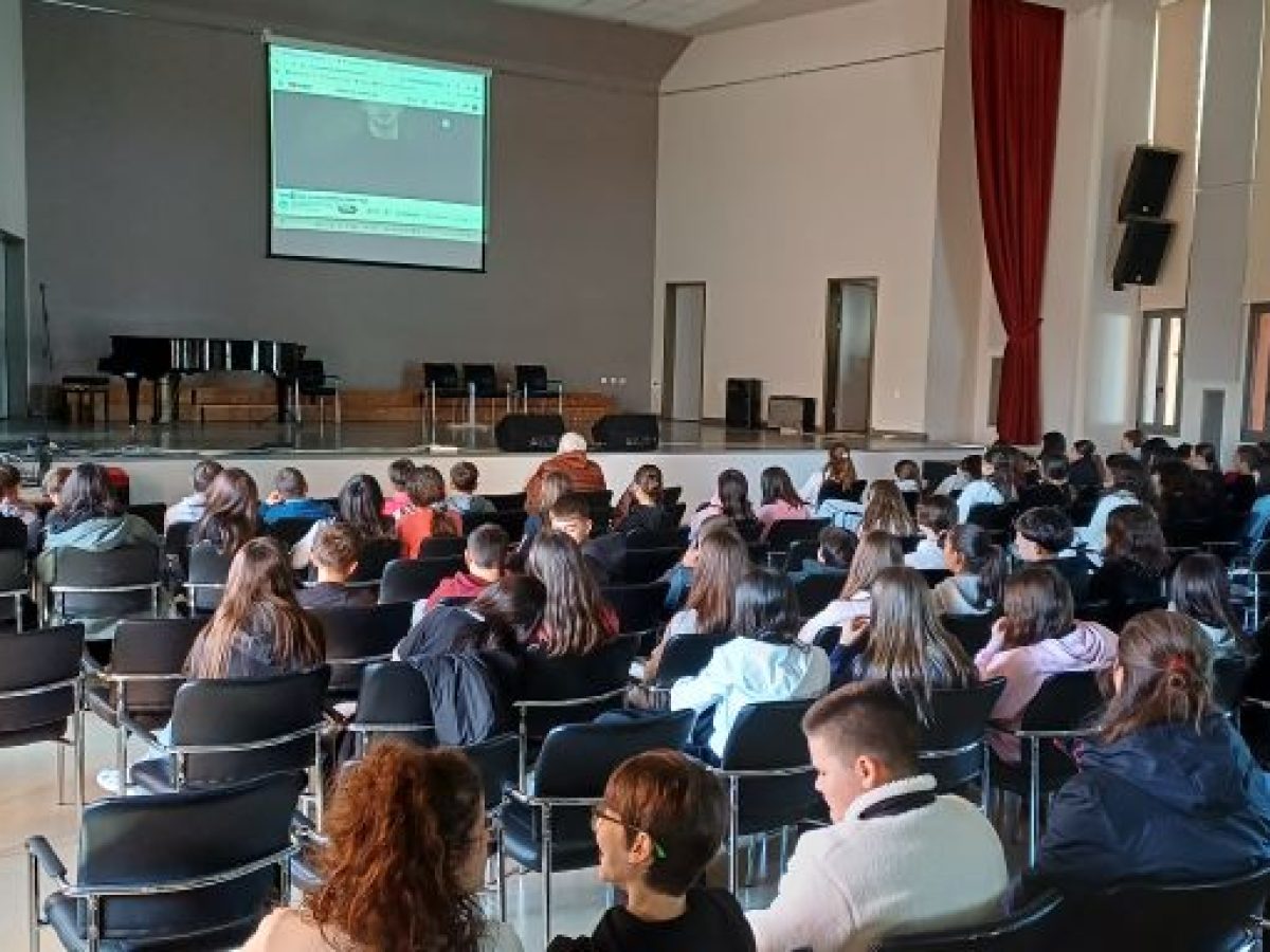 «Σπάμε τη Σιωπή»: Βιωματική Δράση για την Ενδοσχολική Βία στο Μουσικό Σχολείο Τρικάλων