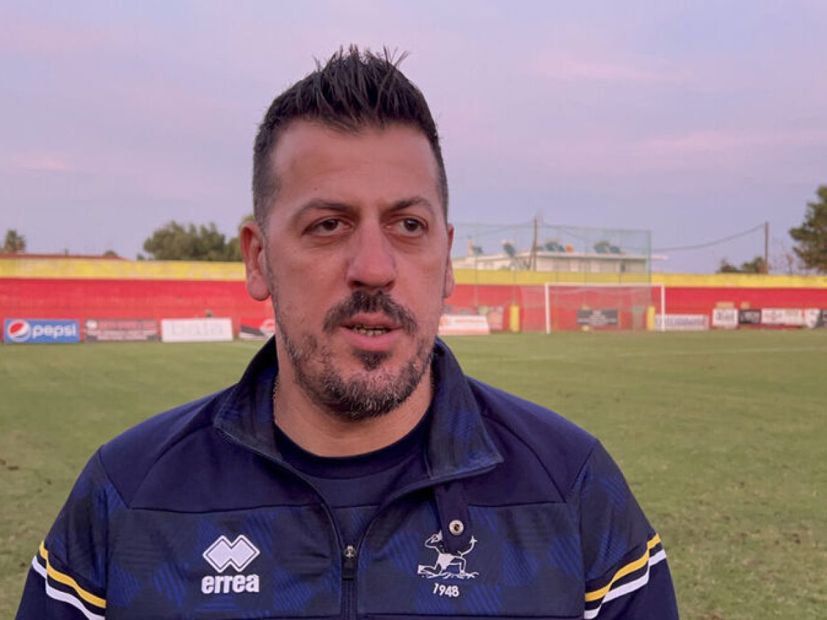 Σπάρταλης στο “news12”: “Ήταν δίκαιο το αποτέλεσμα, η αντίπαλη ομάδα ούτε μια στιγμή του παιχνιδιού δεν μας απείλησε”