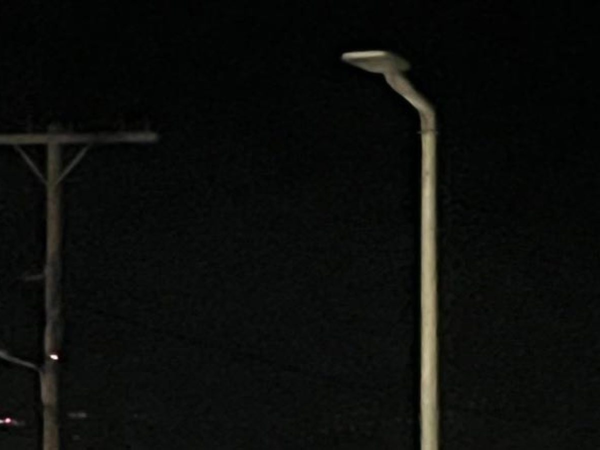 Σπάτα: Καταγγελία κατοίκου – Ανύπαρκτος ο φωτισμός στην οδό Δημάρχου Μπέκα