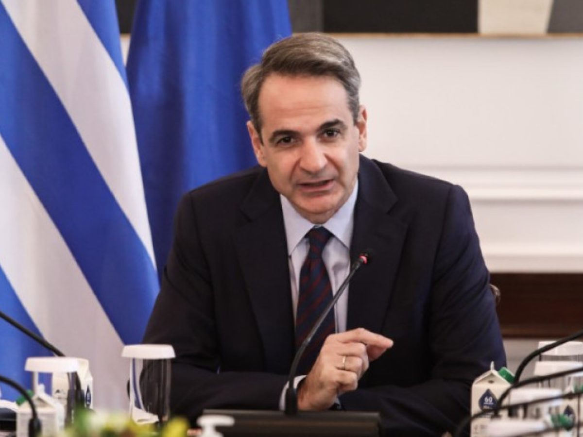 Στα 920 ευρώ μεικτά ο κατώτατος μισθός από την 1η Απριλίου