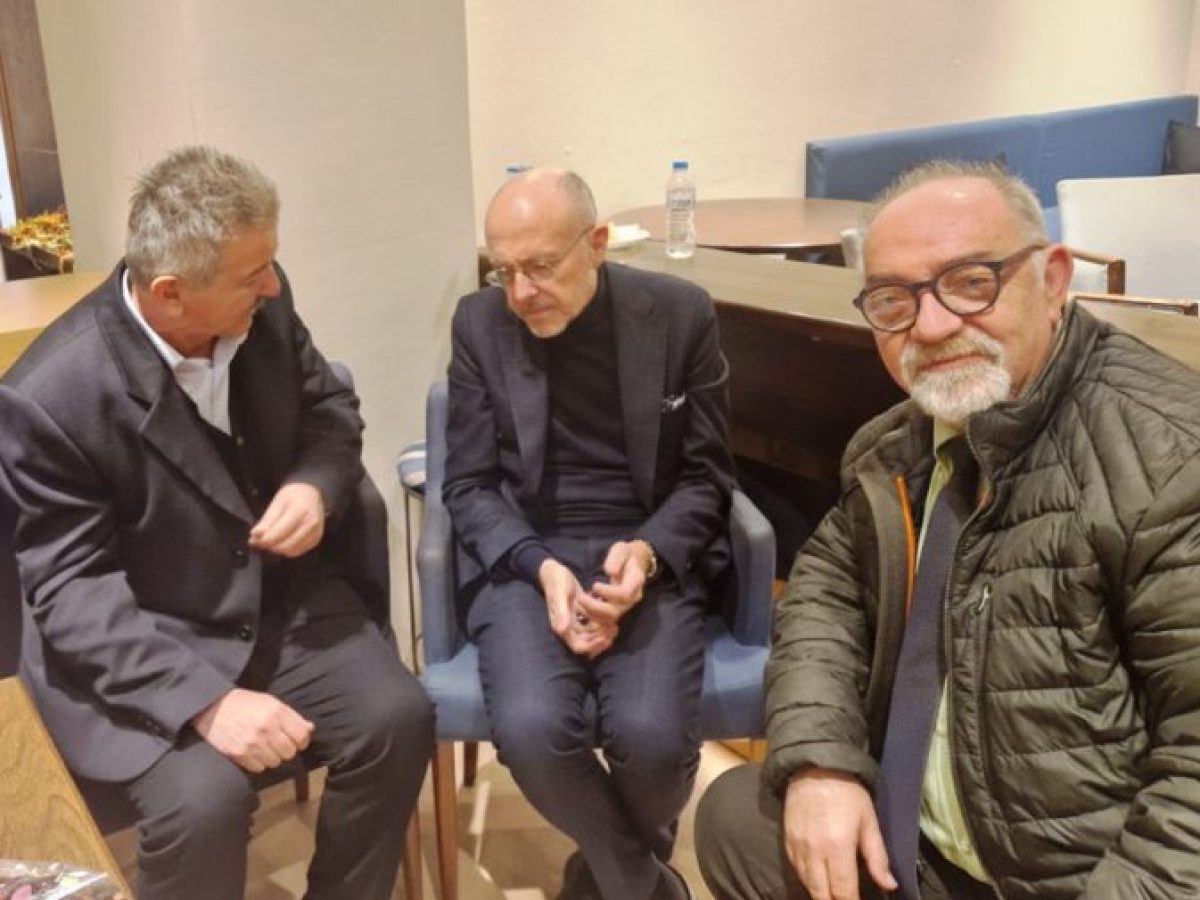 «Στα κάγκελα» οι εργαζόμενοι των Κέντρων Πρόληψης μετά τις δηλώσεις Βαρτζόπουλου στον «Π.Τ.»