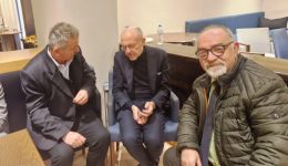 sta-kagkela-i-ergazomeni-ton