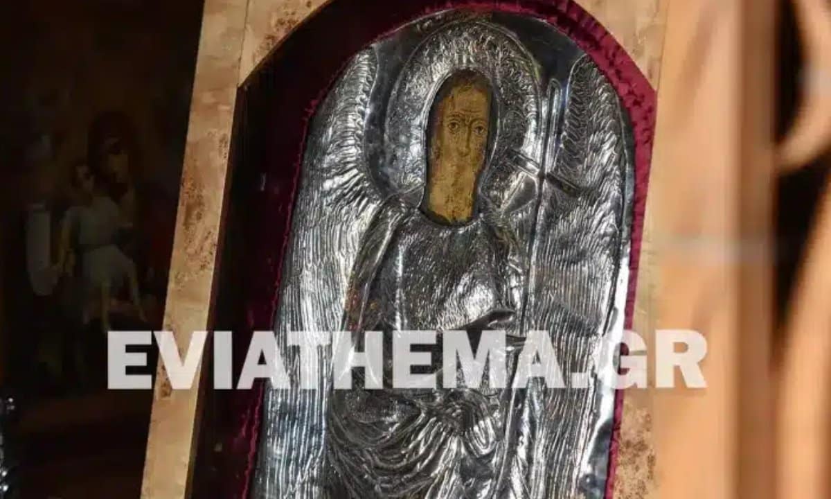 sti-chalkida-i-thavmatourgi-ikona