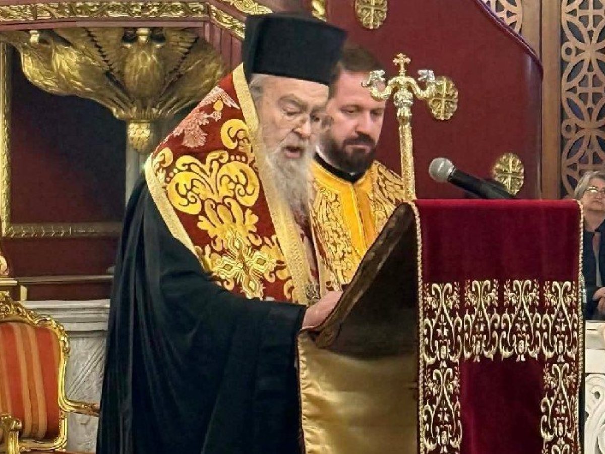 &Sigma;&tau;&eta;&nu; &Iota;&epsilon;&rho;ά &Mu;&omicron;&nu;ή &Alpha;&gamma;ί&omicron;&upsilon; &Delta;&iota;&omicron;&nu;&upsilon;&sigma;ί&omicron;&upsilon; &lambda;&epsilon;&iota;&tau;&omicron;ύ&rho;&gamma;&eta;&sigma;&epsilon; &omicron; &Mu;&eta;&tau;&rho;&omicron;&pi;&omicron;&lambda;ί&tau;&eta;&sigmaf; &Delta;&omega;&delta;ώ&nu;&eta;&sigmaf; &kappa;.&kappa;. &Chi;&rho;&upsilon;&sigma;ό&sigma;&tau;&omicron;&mu;&omicron;&sigmaf; &mu;&epsilon;&tau;ά &tau;&eta;&nu; &mu;&epsilon;&gamma;ά&lambda;&eta; &pi;&epsilon;&rho;&iota;&pi;έ&tau;&epsilon;&iota;&alpha; &tau;&eta;&sigmaf; &upsilon;&gamma;&epsilon;ί&alpha;&sigmaf; &tau;&omicron;&upsilon; (&phi;&omega;&tau;ό)