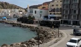 stin-karpatho-pleon-i-piravli