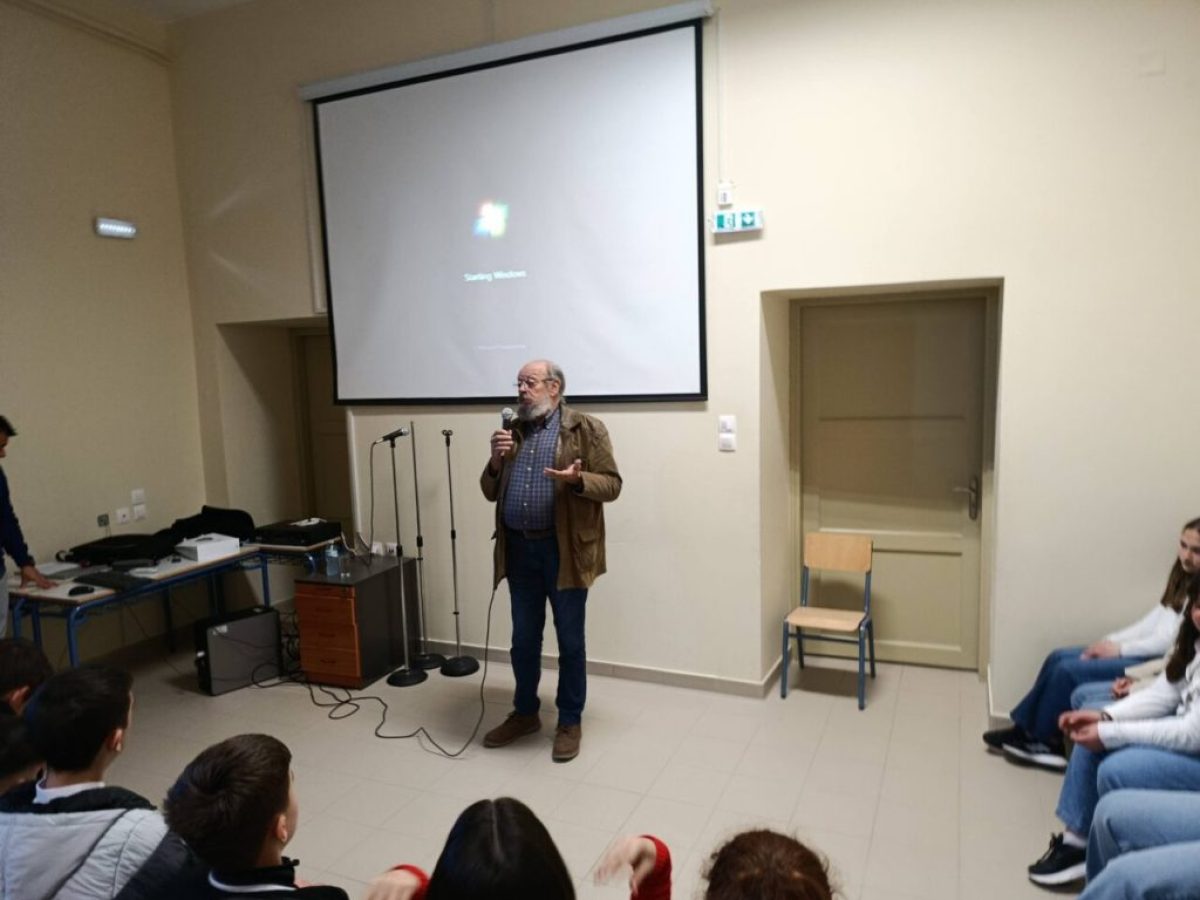 Στο Γυμνάσιο Θέρμου ο απόγονος του Αρχηγού των Εξοδιτών Δημητρίου Μακρή