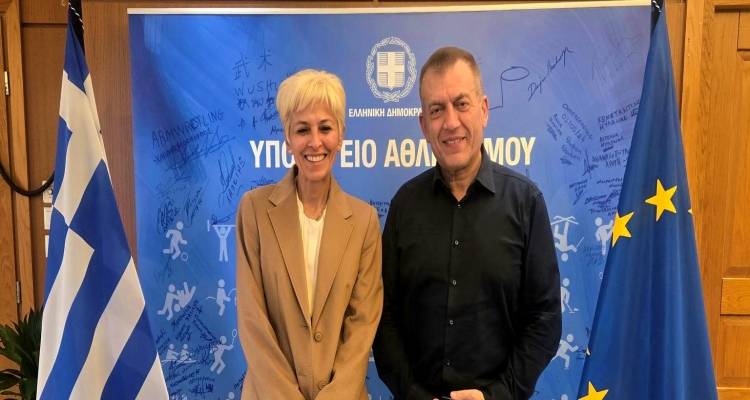 sto-grafio-tou-gianni-vroutsi