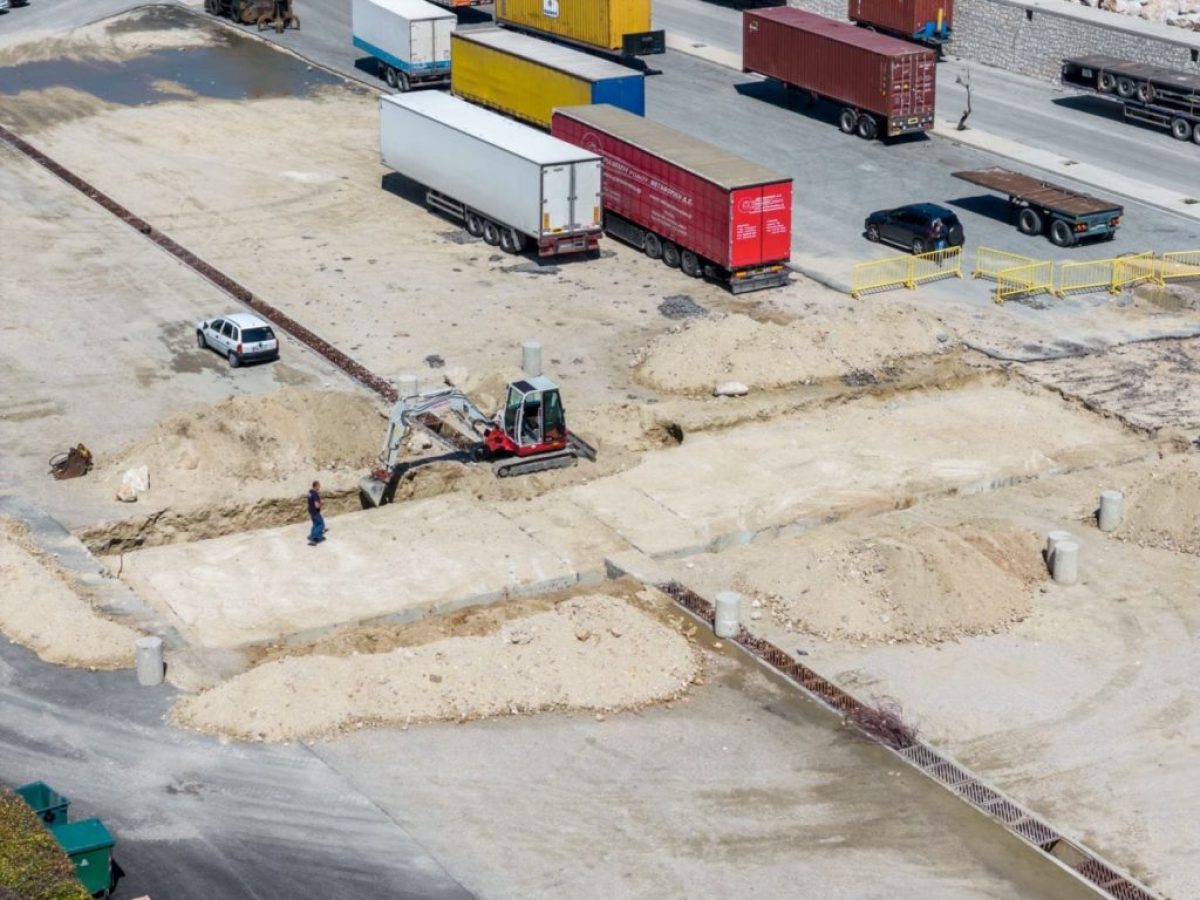 Στοχευμένες παρεμβάσεις στο λιμάνι Ακαντιάς από το ΔΛΤΝΔ για την αποκατάσταση των ζημιών