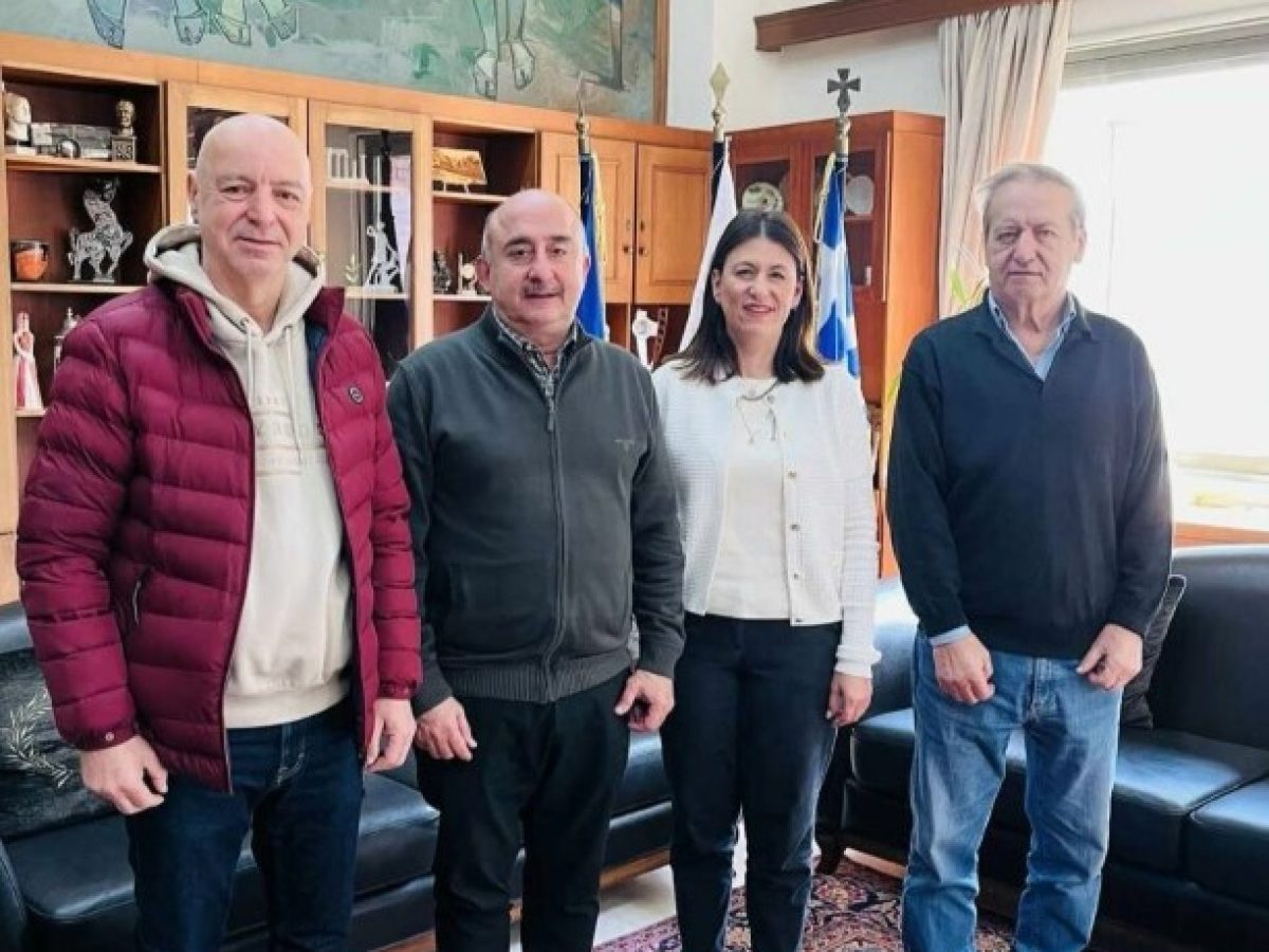 Στον Δήμαρχο Τρικκαίων το προεδρείο της Πανελλήνιας Ομοσπονδίας Βλάχων