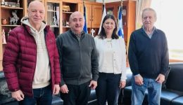ston-dimarcho-trikkeon-to-proedrio-1