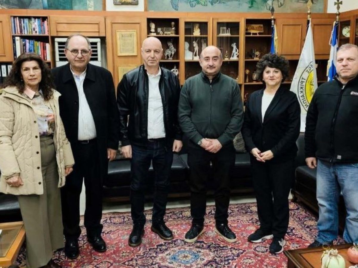 Στον Δήμαρχο Τρικκαίων το προεδρείο της Πανελλήνιας Ομοσπονδίας Βλάχων