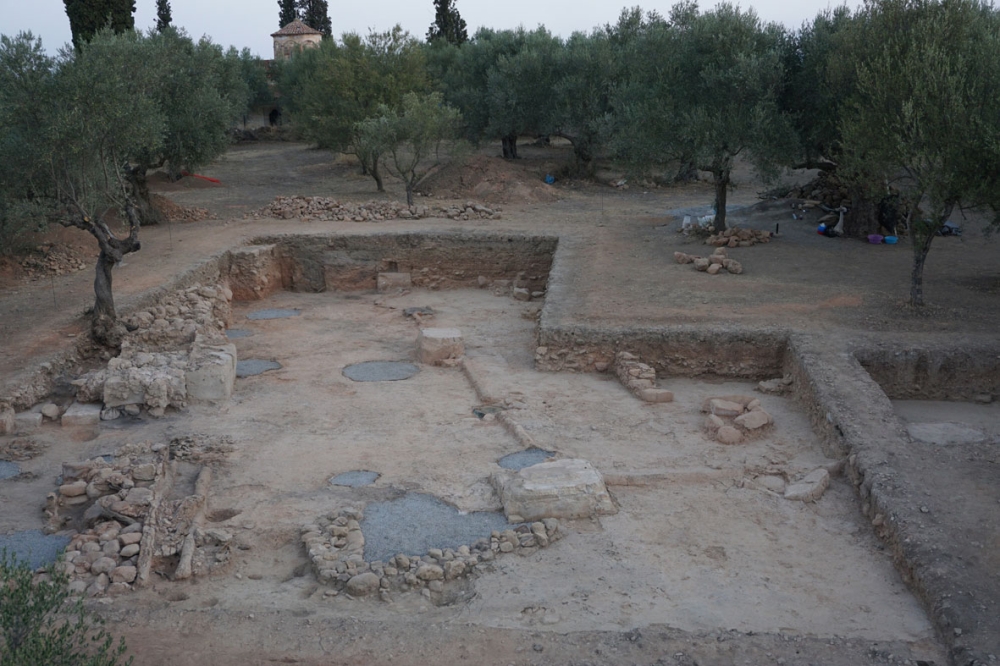 ston-pago-o-Άgios-vasilios-2