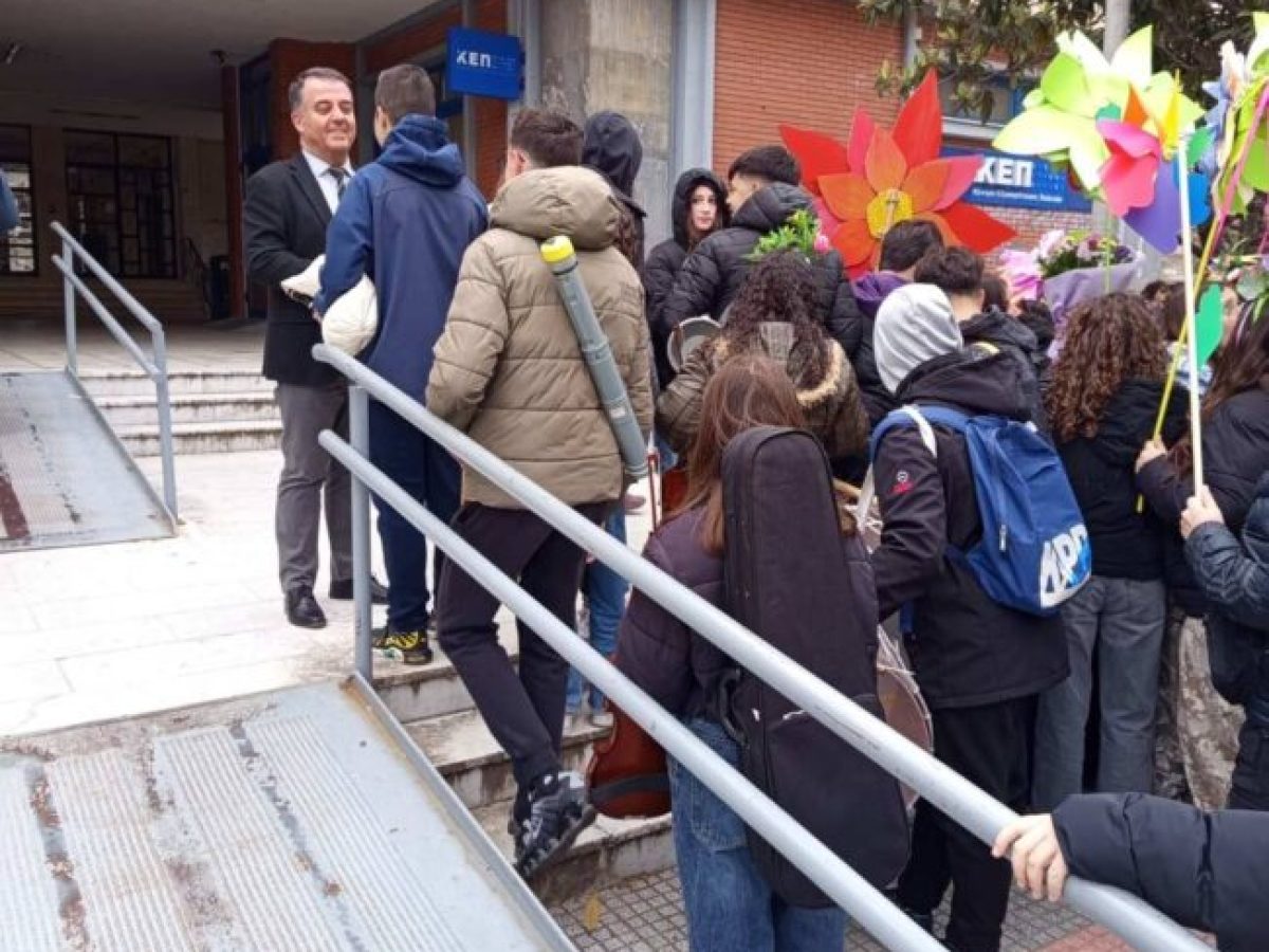 Τα “Χελιδονίσματα” υποδέχθηκε η Αντιπεριφέρεια ΠΕ Ροδόπης στην Κομοτηνή