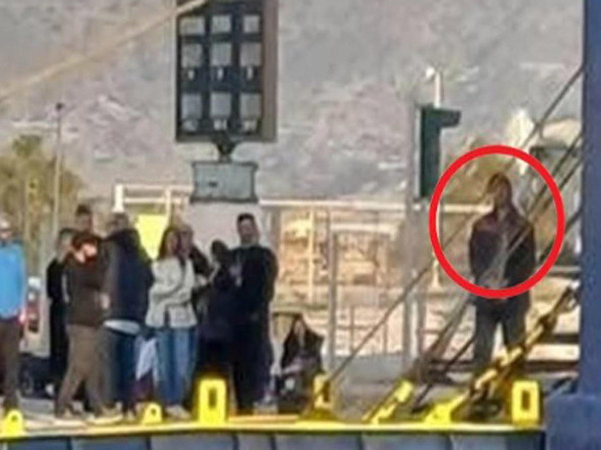 Τα Καμαρίνια του Μπραντ Πιτ στο Λαύριο! (φωτό)