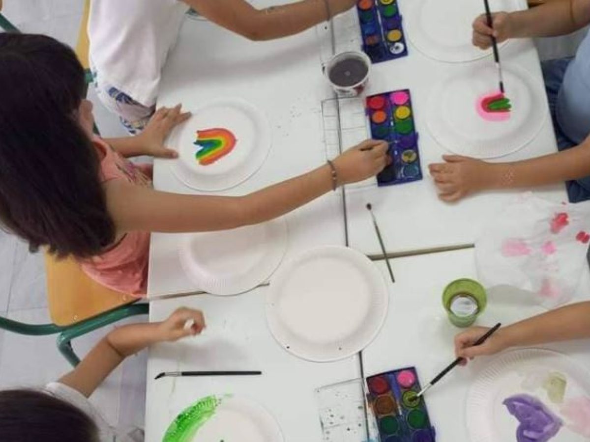 Τα παιδιά των ΚΔΑΠ συναντούν τους ωφελούμενους των ΚΑΠΗ – Δράση δημιουργίας από το Θάλπος