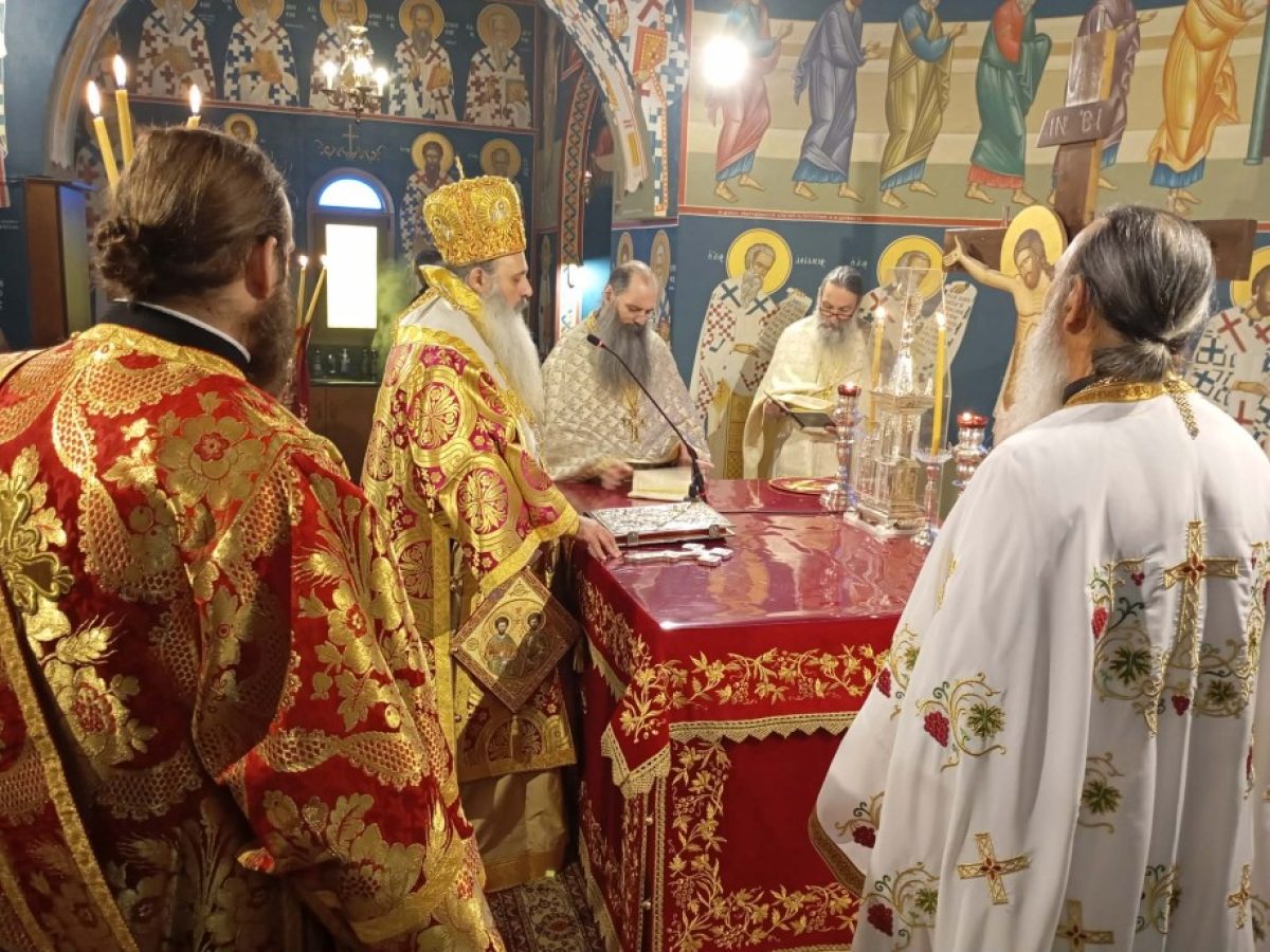 Τελέστηκε η Αρχιερατική Θεία Λειτουργία στην Ιερά Μονή Αγίων Θεοδώρων