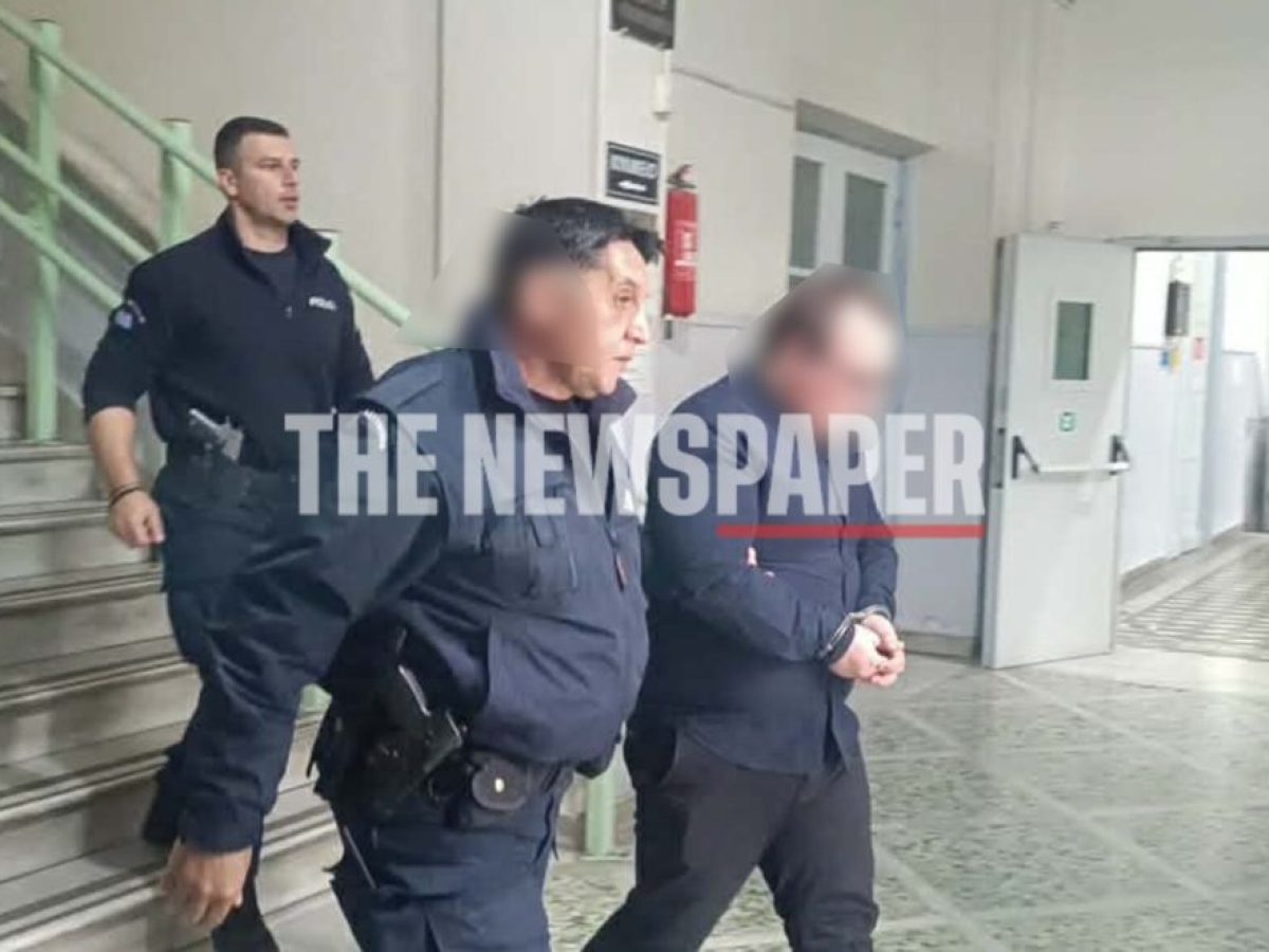 Θεσσαλία: Ισόβια στον 22χρονο μητροκτόνο – Ένοχος και ο ξάδερφος, ένταση στο δικαστήριο μετά τις ποινές