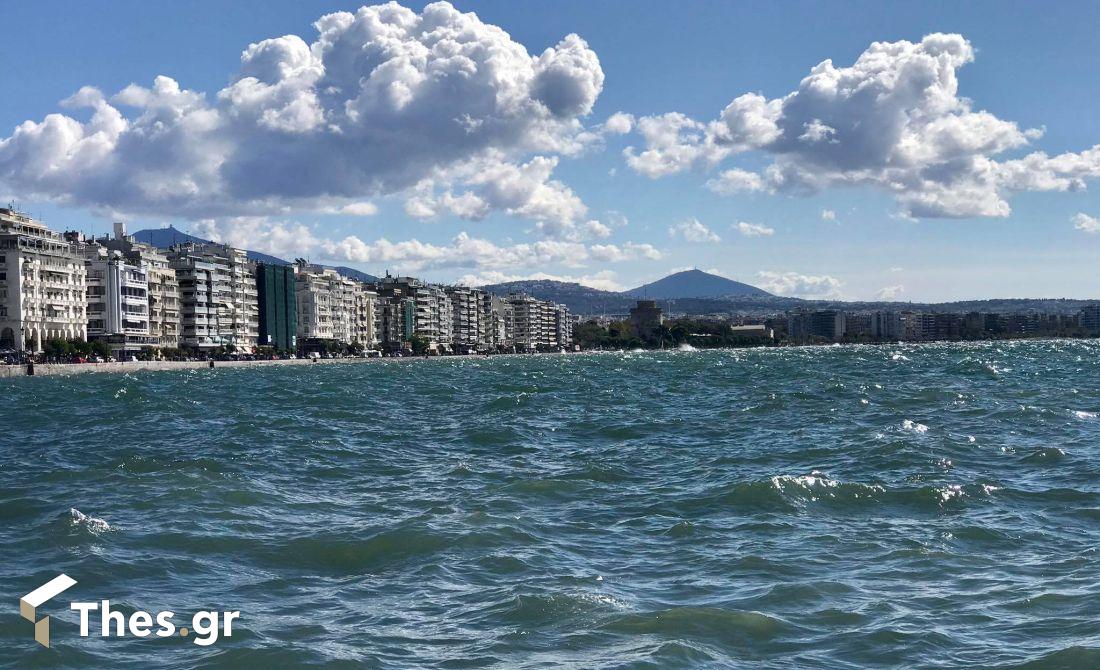 thessaloniki-74chronos-epese-ston-thermaiko