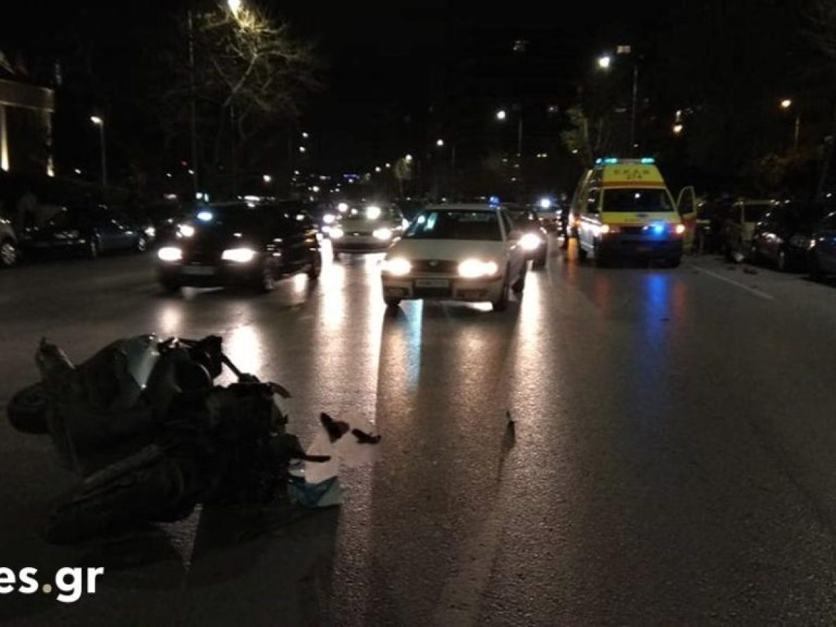 Θεσσαλονίκη: Τροχαίο στην Περαία με τραυματία τον οδηγό μηχανής