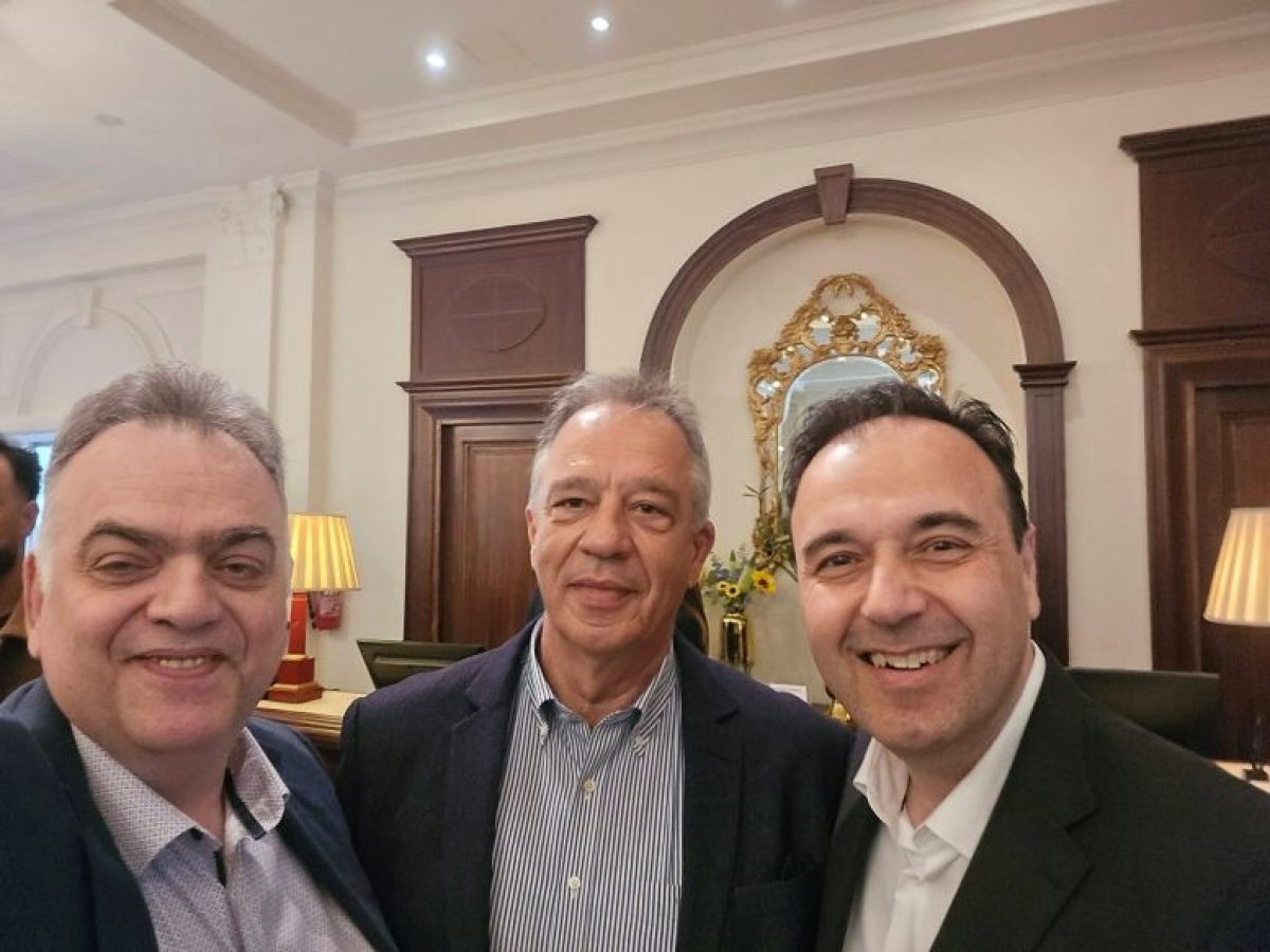 Τυχαία η συνύπαρξη των «λαϊκοδεξιών» ή προδικάζει εξελίξεις;