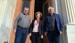 tinos-&Alpha;thoosi-71-katigoroumenon-gia