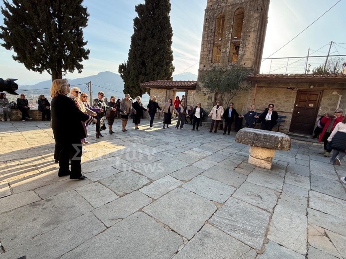 Τηρήθηκαν και φέτος τα ήθη και έθιμα της Κυριακής της Σταυροπροσκυνήσεως στην Καλαμπάκα